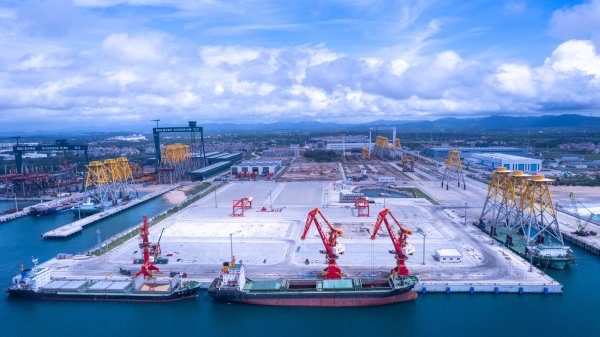 南京股票配资平台 向海图强筑绿电根基 推动粤东海洋经济高质量发展